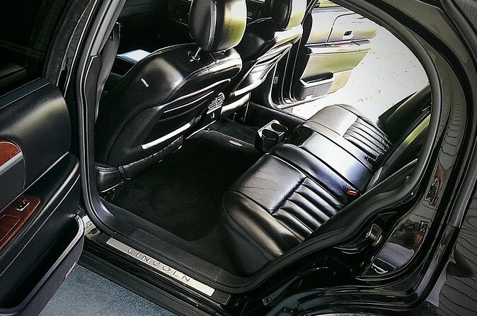 Private Transfer from Vancouver to SeaTac or Seattle Downtown - Comfort and Reliability You Can Count On