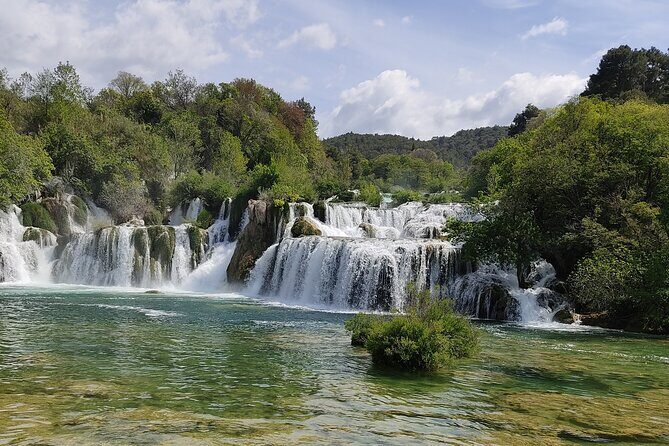 Private Transfer from Zadar Airport (ZAD) to Zaton - The Sum Up