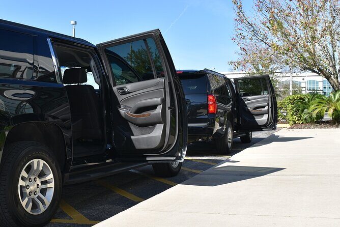 Private Transfer in a Luxury Vehicle to and/or from HOU and IAH - What You Can Expect from This Houston Airport Transfer