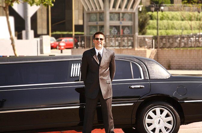 Private Transfer in a Luxury Vehicle to and/or from SAT Airport - In-Depth Look at the Private Transfer Service