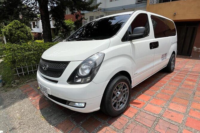 Private Transfer José María Cordova Airport in Medellín - Key Points