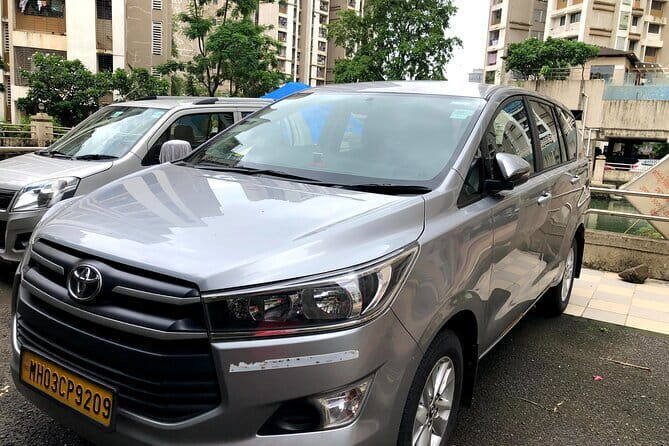 Private Transfer Mumbai Airport by Innova Crysta - FAQ