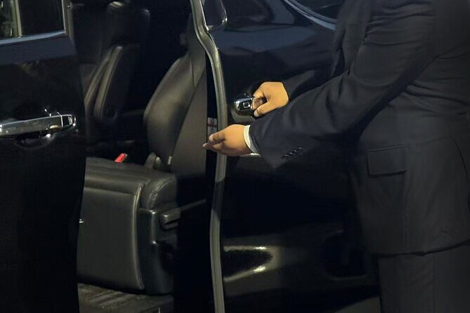 Private Transfer : Narita Airport(NRT) to Tokyo 23 Wards - A Practical and Comfortable Way to Start Your Tokyo Trip