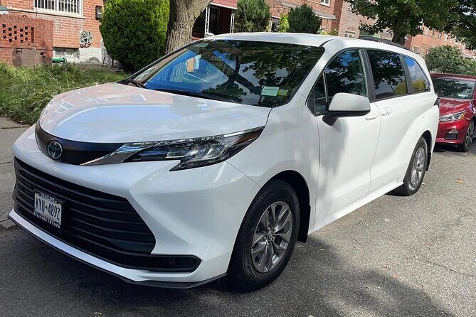 Private Transfer NYC Airports to Manhattan Up to 3 Pax - FAQs