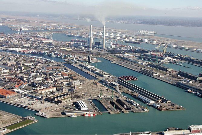 Private Transfer: Paris Airport CDG to Port of LE HAVRE in Business Car - Key Points