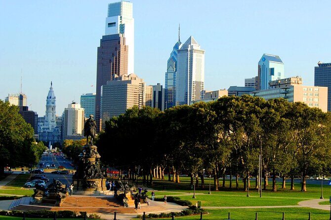 Private Transfer: Philadelphia Airport PHL to Philadelphia in Luxury SUV - Who Is This Transfer Best Suited For?