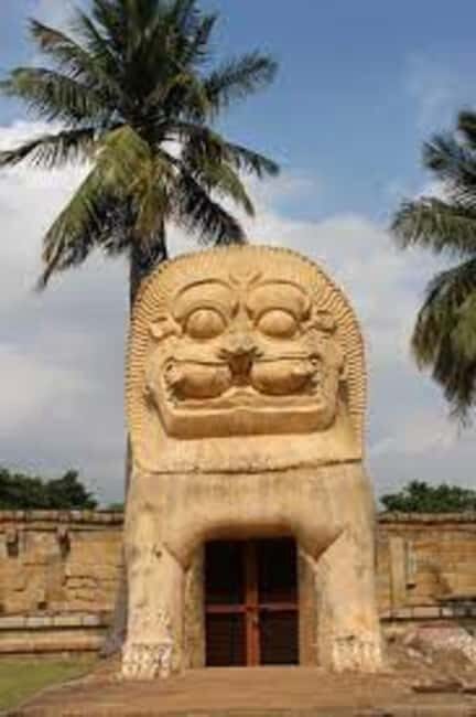 Private Transfer: Pondicherry to Tanjore with Sightseeing - FAQ