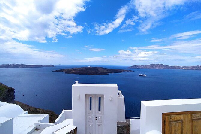 Private transfer Port/Airport or any destination in Santorini - Why This Transfer Service Excels