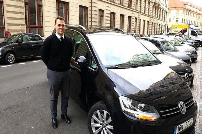 Private Transfer Prague to Salzburg with 2h stop in Krumlov in a Sanitized Car - Explore the Prague to Salzburg Private Transfer with a Scenic Stop in Cesky Krumlov