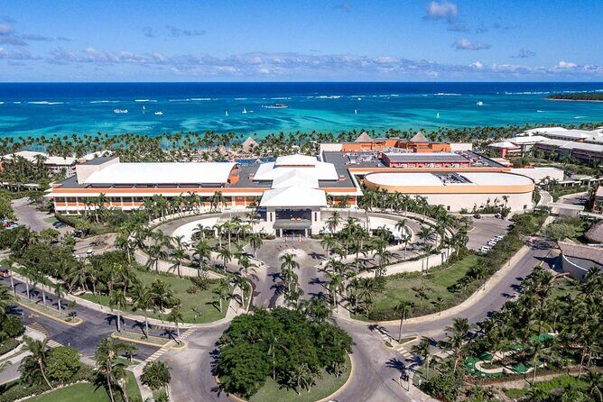 Private Transfer Punta Cana Airport to/from Barcelo Bavaro Palace - Key Points