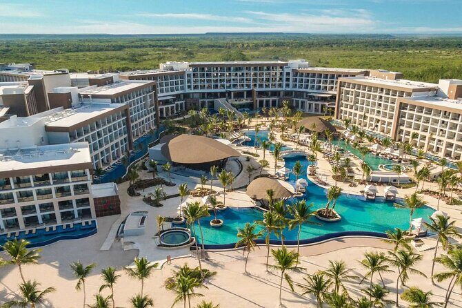 Private Transfer Punta Cana Airport to/from Hyatt Ziva - A Comfortable First Step in Punta Cana: Private Transfer from Punta Cana Airport to Hyatt Ziva
