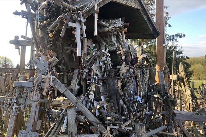Private transfer Riga - Hill of Crosses - Riga - In-Depth Review of the Riga to Hill of Crosses Transfer Experience