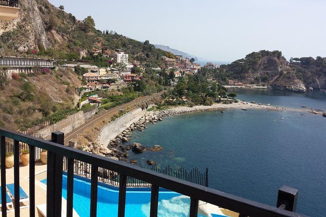 Private Transfer Round Trip Catania Airport Taormina Giardini Naxos Letojanni - An In-Depth Look at the Private Transfer Experience
