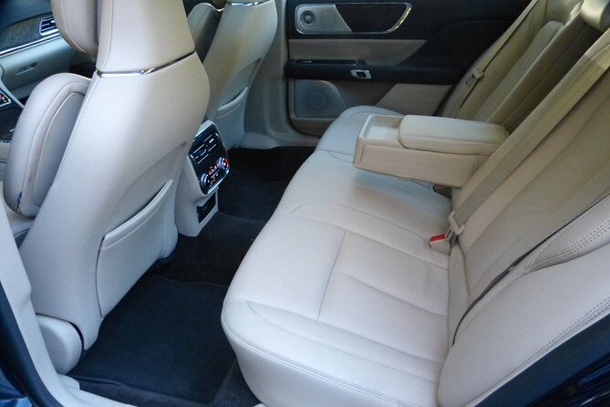 Private Transfer: San Antonio Airport to San Antonio by Sedan, SUV or Minibus - The Sum Up