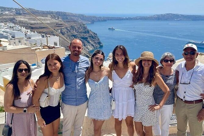 Private Transfer Santorini One-way From/To Airport, Port & Hotel - An In-Depth Look at What to Expect