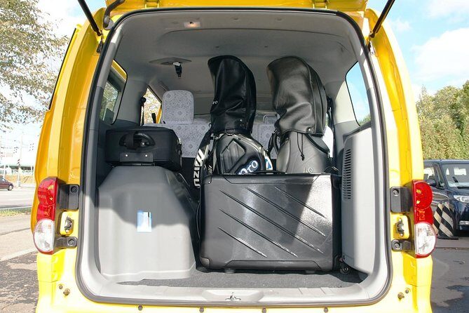 Private Transfer Sapporo to CTS Airport (1-9 passengers) Legal Driver Guaranteed - Who Will Love This Service?