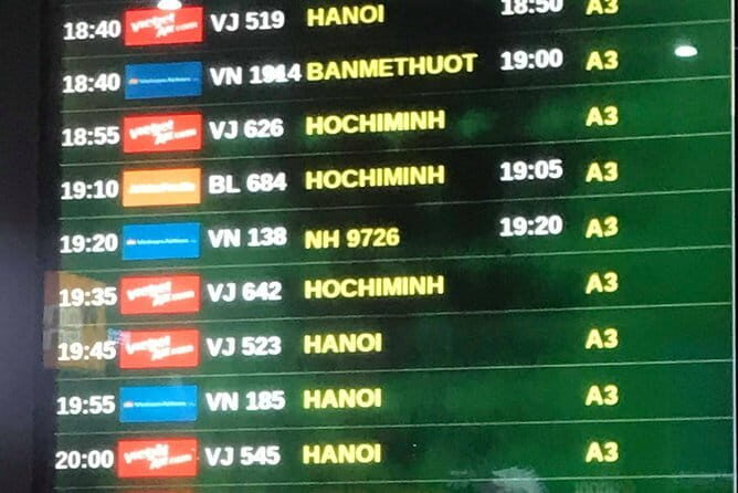 Private transfer service from Danang airport to Hotel - The Sum Up