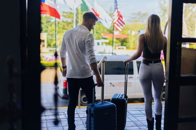 Private Transfer to/from Hotels in Cancun Area - How the Experience Plays Out