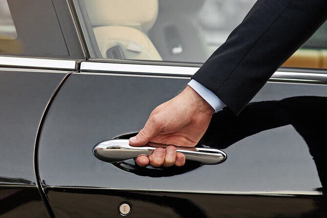 Private Transfer To or From - Airport, Downtown, Cruise Harbour - Private Transfer to or From Vancouver Airport, Downtown, Cruise Harbour