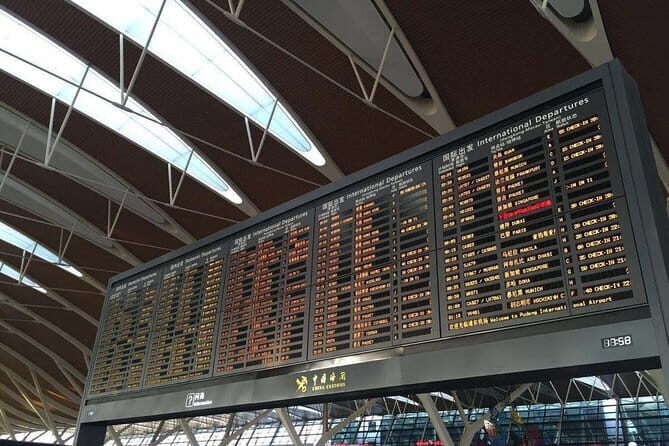 Private Transfer to Pudong Airport from Shanghai Hongqiao Railway Station - The Value of a Private Transfer