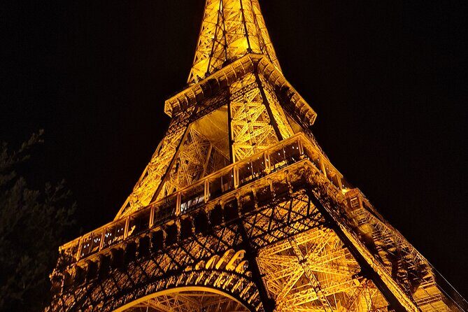 Private transfer to Reims or Epernay : one way OR 8 hours tour - Key Points