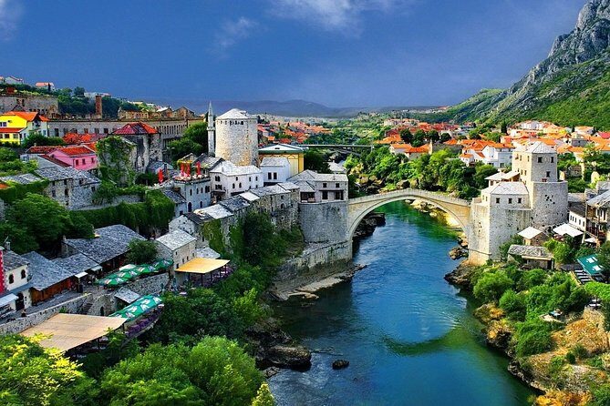 Private Transfer - Tour Dubrovnik to Split included stop in Mostar Town - What to Expect from the Dubrovnik to Split Transfer with Mostar Stop