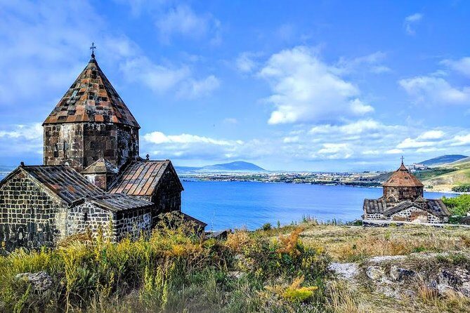 Private Transfer & Tour from Tbilisi to Yerevan or Yerevan to Tbilisi - Key Points