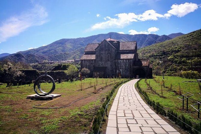 Private Transfer & Tour from Tbilisi to Yerevan or Yerevan to Tbilisi - Who Should Consider This Tour?