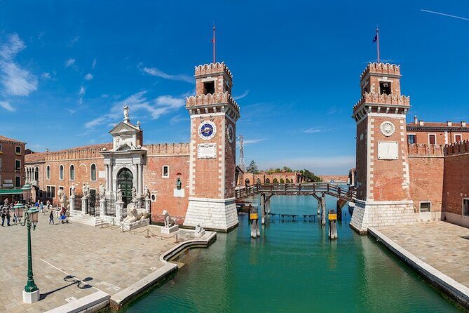 Private Transfer: Venice to Marco Polo Airport VCE in Luxury Van - Final Thoughts — Who Should Consider This Service?