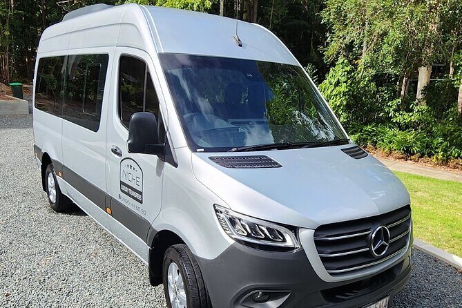 Private Transfers from Sunshine Coast Airport to Noosa (8pax) - Efficient, Comfortable, and Personalized: Private Transfers from Sunshine Coast Airport to Noosa