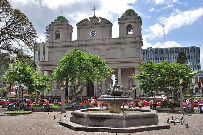 Private Transport Arenal to San Jose - Premium Service VIP - Key Points