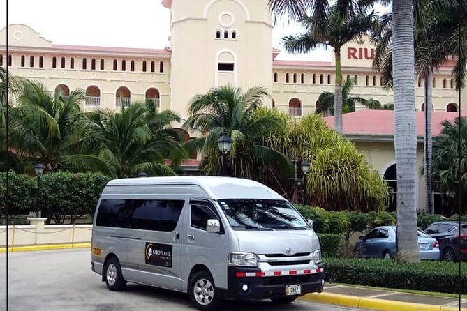 Private Transport from San Jose to La Fortuna de Arenal - Who Should Book This Transfer?