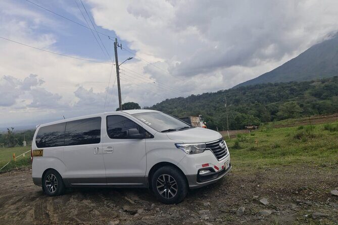Private Transportation from Liberia Airport to Arenal San Carlos - Who Should Consider This Transfer?