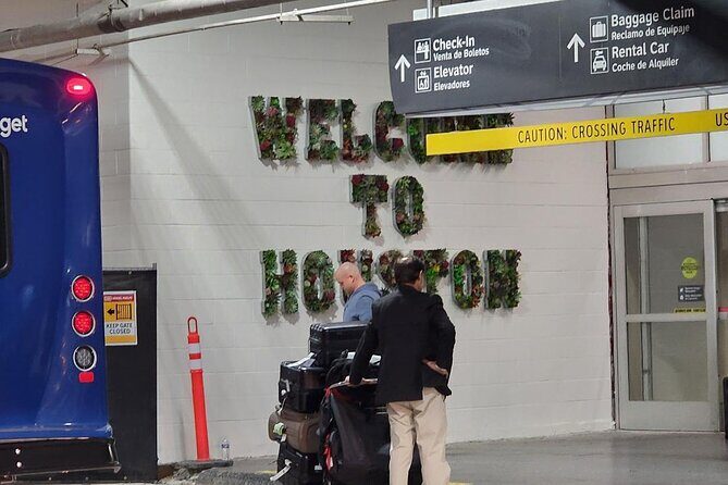 Private Transportation Hobby Airport (HOU) Arrival Pick-up - Key Points