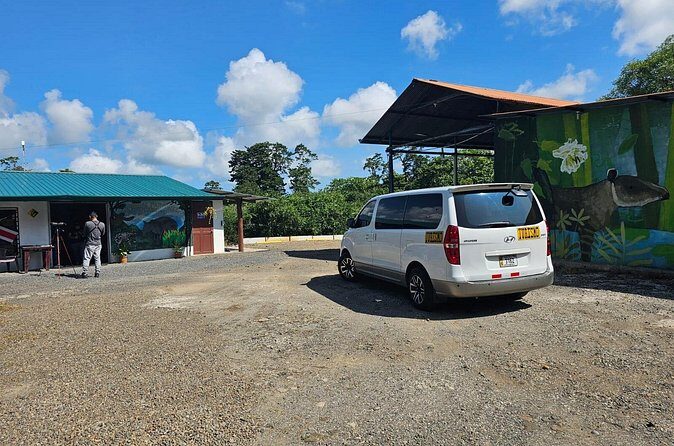 Private Transportation to and from Liberia Airport/Tamarindo - Who Should Consider This Service?