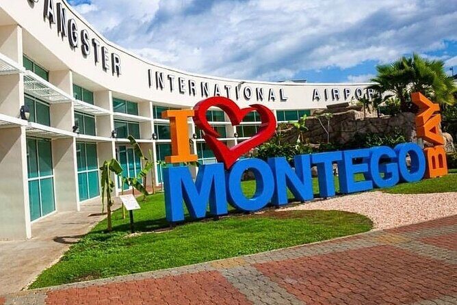 Private Transportation to Ocho Rios from Montego Bay - An Enjoyable Ride with a Little Extra: Private Transportation from Montego Bay to Ocho Rios