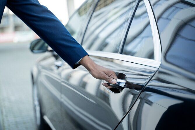 Private transportation Train station from Atocha to Madrid - Why Choose Private Transportation from Atocha to Madrid?