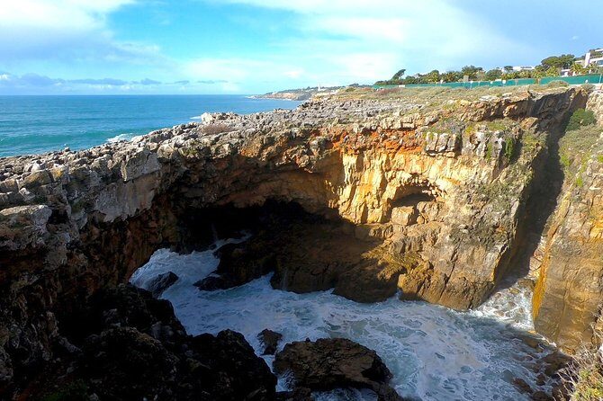 Private Trip: Cascais, Guincho, Roca Cape and Sintra from Lisbon - FAQ