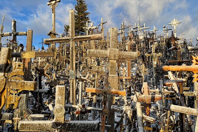 Private Trip from Vilnius to Riga: Hill of Crosses, Rundale Palace, Bauska castl - FAQ