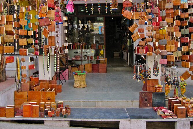 Private Udaipur Shopping Tour with Pickup & Drop-off - Who Will Love This Tour?