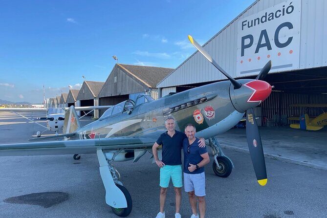 Private Ultimate Warbird Flight near Barcelona - Private Ultimate Warbird Flight near Barcelona