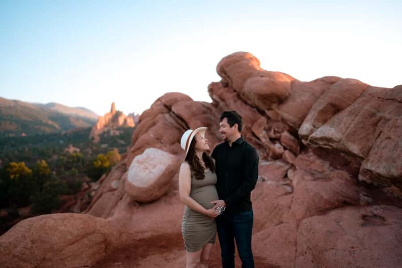 Private Vacation Photoshoot in Garden of the Gods - Who Will Love This Experience?