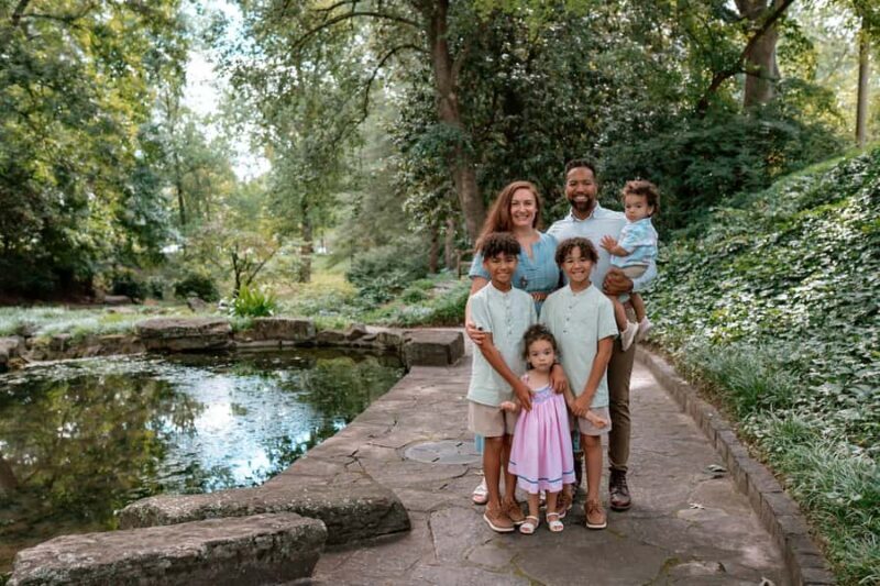 Private Vacation Photoshoot with Photographer in Branson - The Scenic Spots and Locations