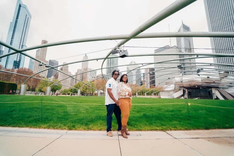 Private Vacation Photoshoot with Photographer in Chicago - FAQ