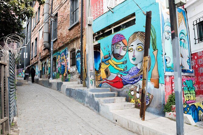 Private Valparaíso and Viña del Mar + Boat Ride + Sparkling Wine - FAQs about the Tour