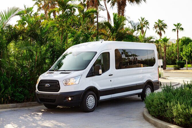 Private VAN Round-Trip from Airport to Hotel in San José del Cabo - The Return Trip