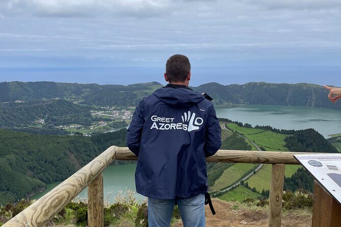 Private Van Tour Half Day Volcanic Lake Sete Cidades - FAQ