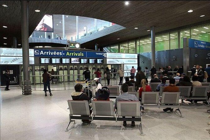 Private Van Transfer from CDG Airport to Paris - In-Depth Review: Why This Transfer Stands Out