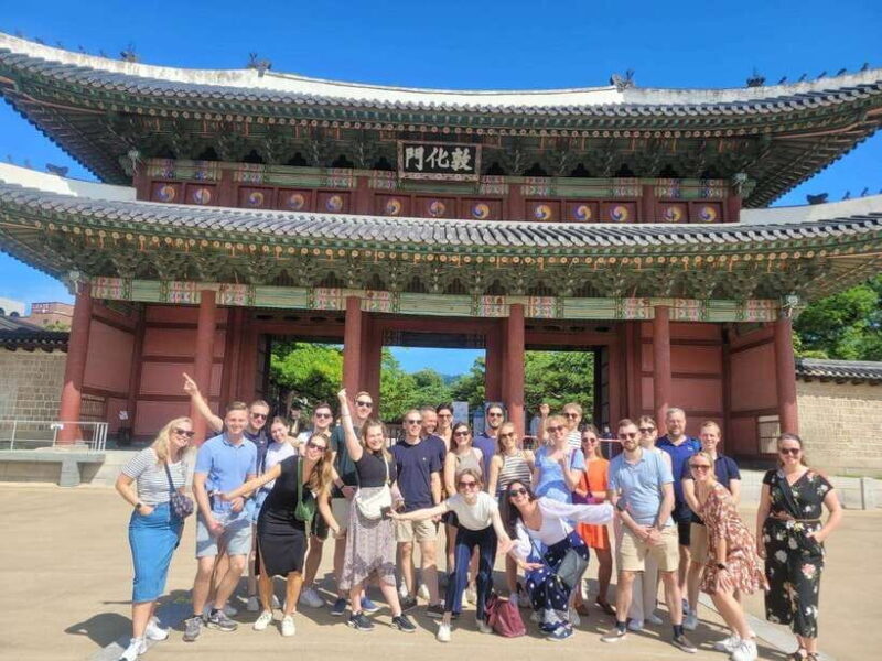 Private van with English Speaking guide in South Korea - Key Points