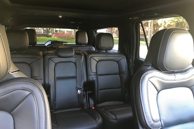 Private Vancouver Airport YVR or Train Stn Transfer to Vancouver - Frequently Asked Questions